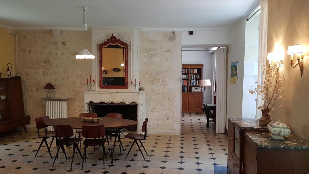 Gite Du Chateau De Pernan Avy Buitenkant foto